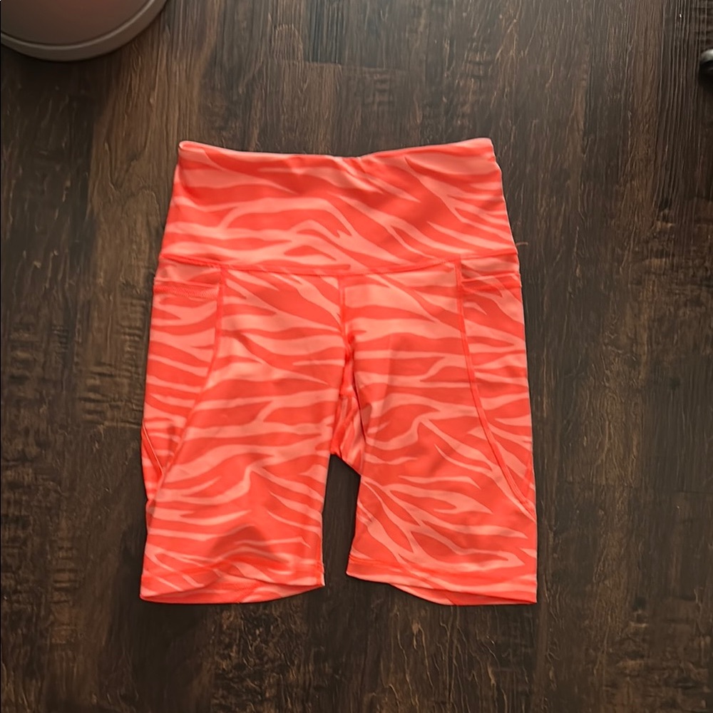 Old Navy Coral Bike Shorts Stretchy Performance Fit